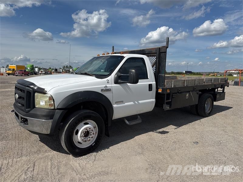 Ford F-450 Flatbed / Dropside trucks