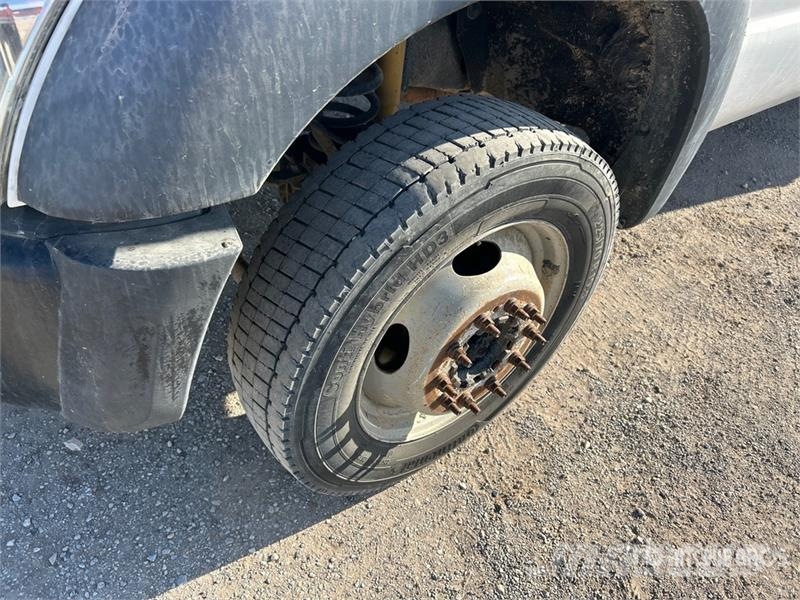 Ford F-450 Platformas/izkraušana no sāniem
