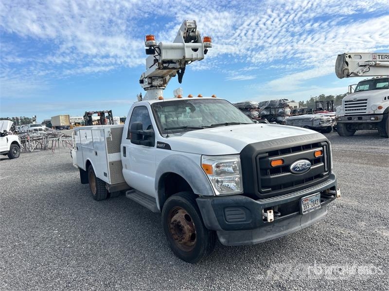 Ford F-450 Plataformas sobre camión