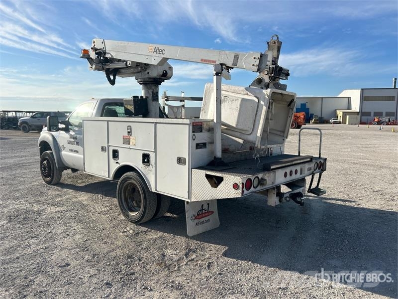 Ford F-450 Araç üstü platformlar