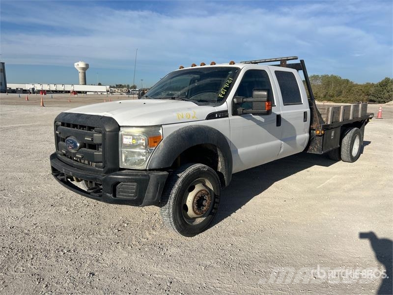 Ford F-450 Platformas/izkraušana no sāniem