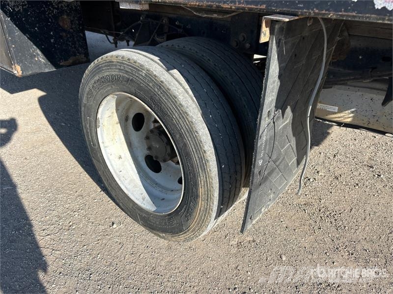 Ford F-450 Platformas/izkraušana no sāniem