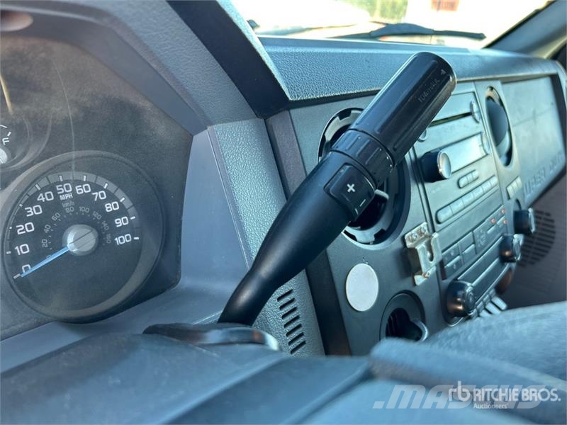 Ford F-450 Flakbilar