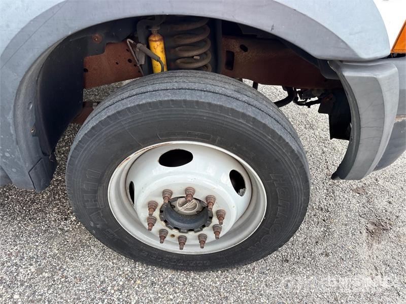 Ford F-450 المنصات الهوائية المثبتة على شاحنة