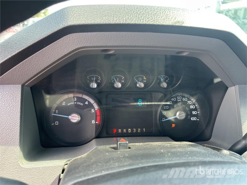 Ford F-450 Plataformas sobre camión