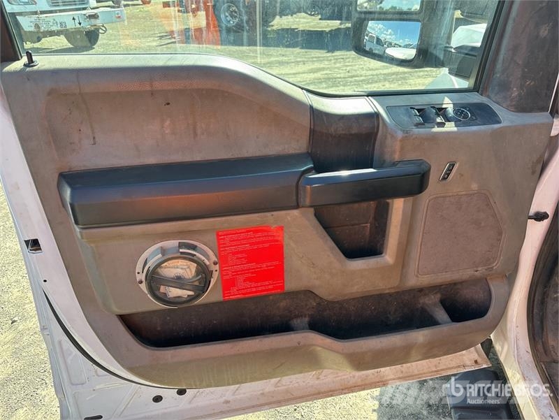 Ford F-450 Kipper