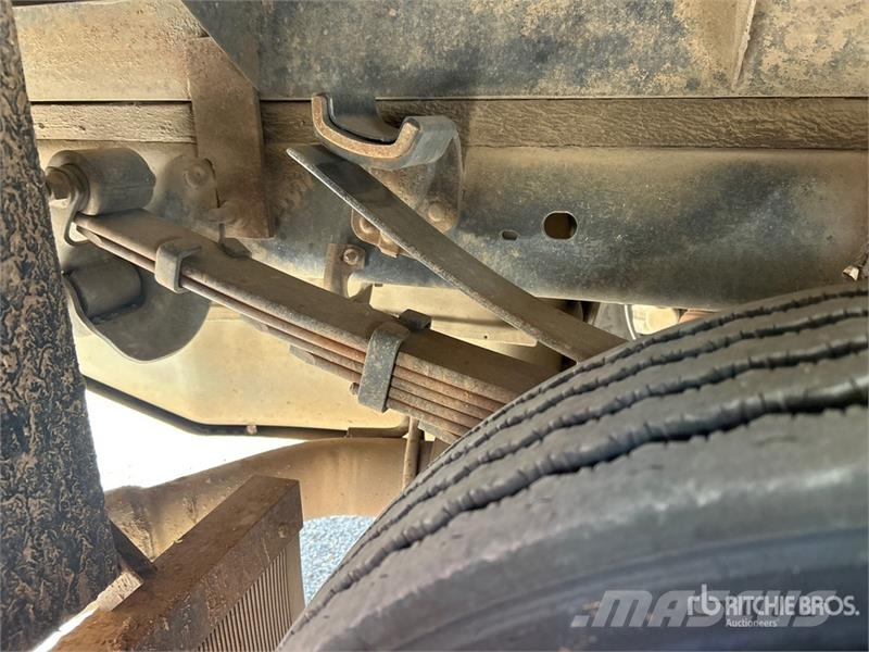 Ford F-450 Ciężarówki typu Platforma / Skrzynia