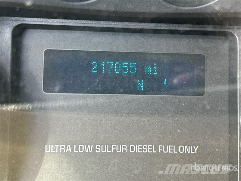 Ford F-450 Ciężarówki typu Platforma / Skrzynia