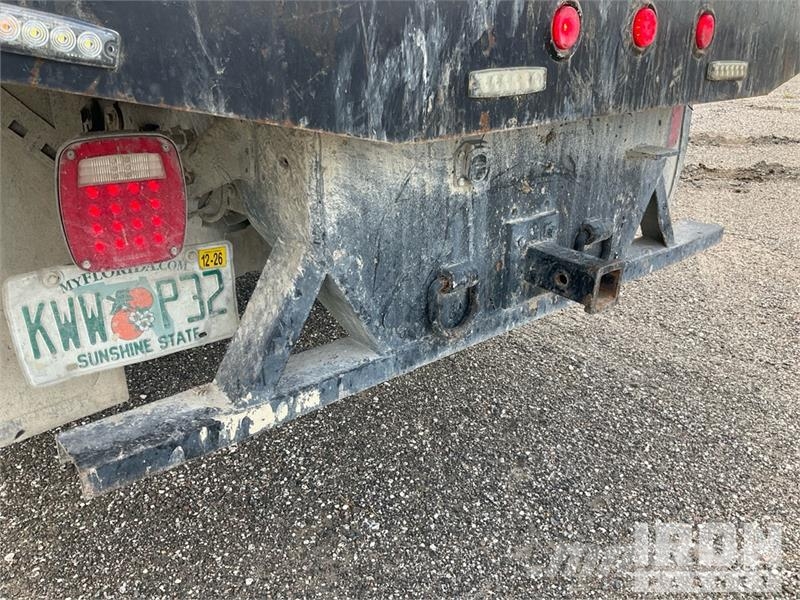 Ford F-450 Pritschenwagen/Pritschenwagen mit Seitenklappe