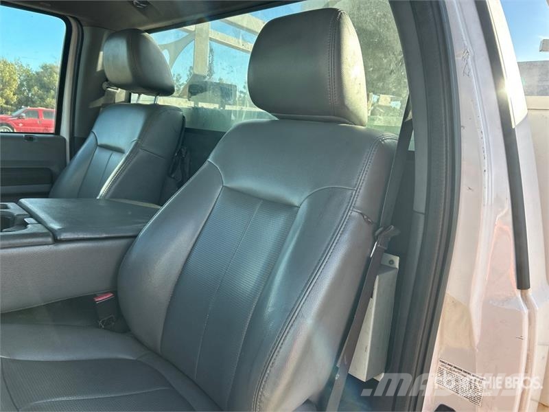 Ford F-450 Araç üstü platformlar