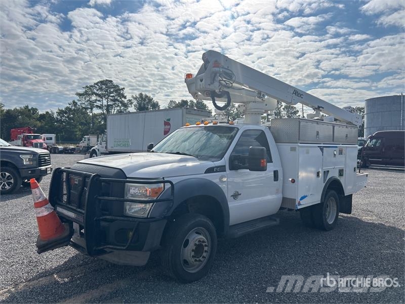 Ford F-450 Lastbilmonterede lifte