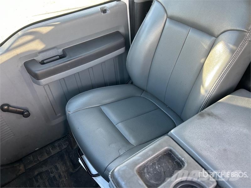 Ford F-450 Araç üstü platformlar