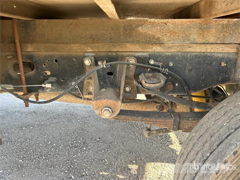 Ford F-450 Platformas/izkraušana no sāniem