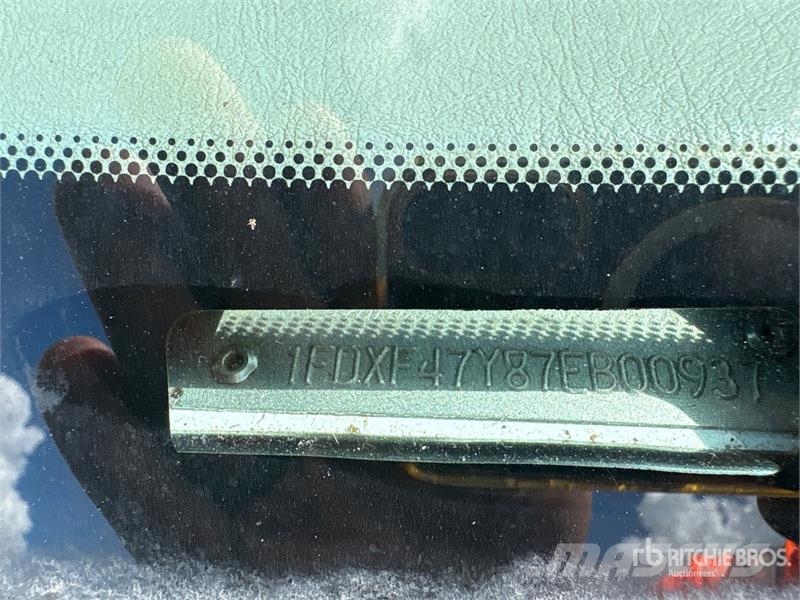 Ford F-450 المنصات الهوائية المثبتة على شاحنة