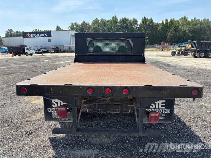 Ford F-450 Platformas/izkraušana no sāniem