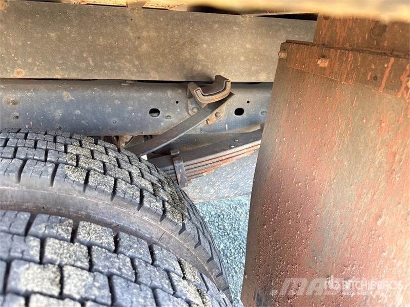Ford F-450 Ciężarówki typu Platforma / Skrzynia