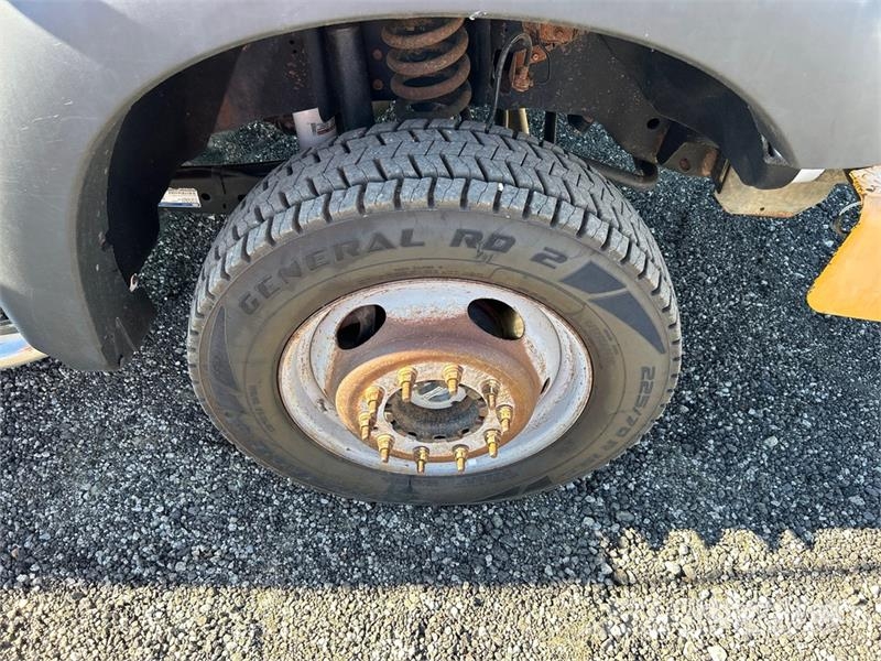 Ford F-450 Flakbilar