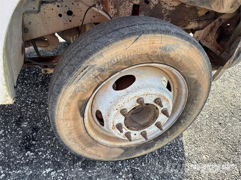 Ford F-450 Platformas/izkraušana no sāniem