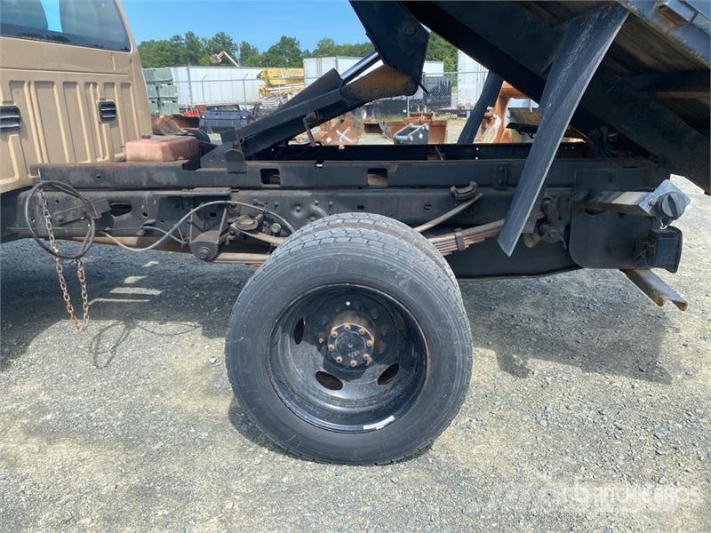 Ford F-450 4x2 Crew Cab Flatbed Dump Truck Sklápěče