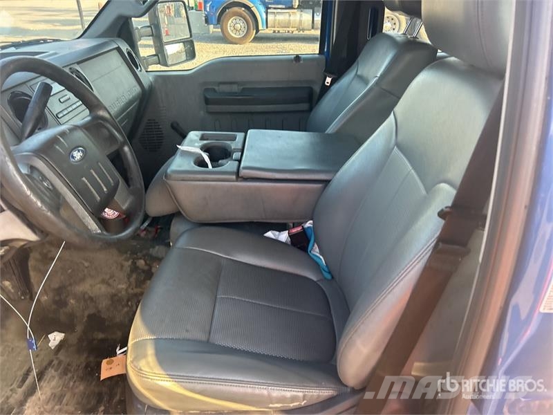 Ford F-450 4x2 Crew Cab Flatbed Dump Truck Tipper trucks