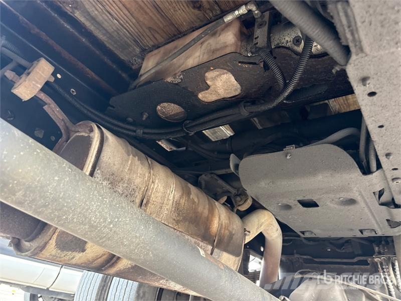 Ford F-450 4x2 Crew Cab Flatbed Dump Truck Damperli kamyonlar