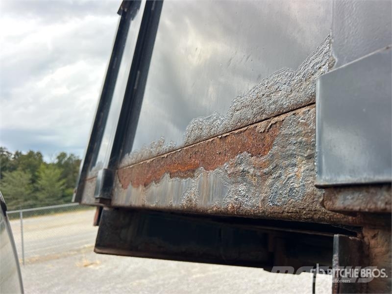 Ford F-450 4x2 Crew Cab Flatbed Dump Truck Kallurid