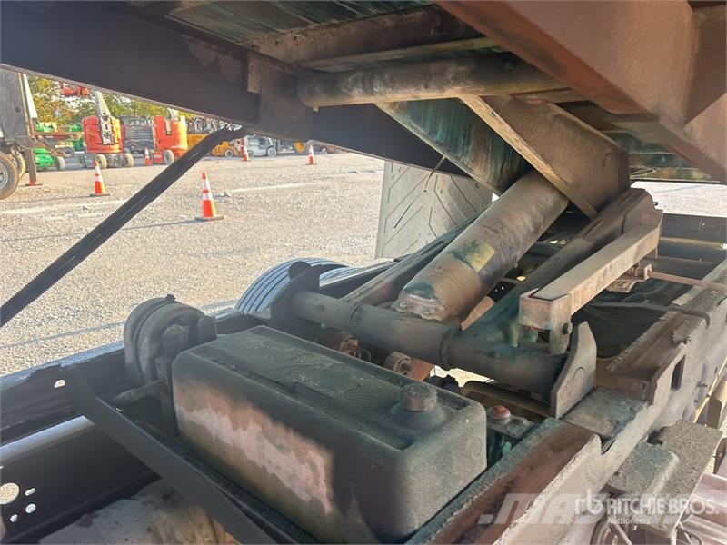 Ford F-450 4x2 Crew Cab Flatbed Dump Truck Tipper trucks