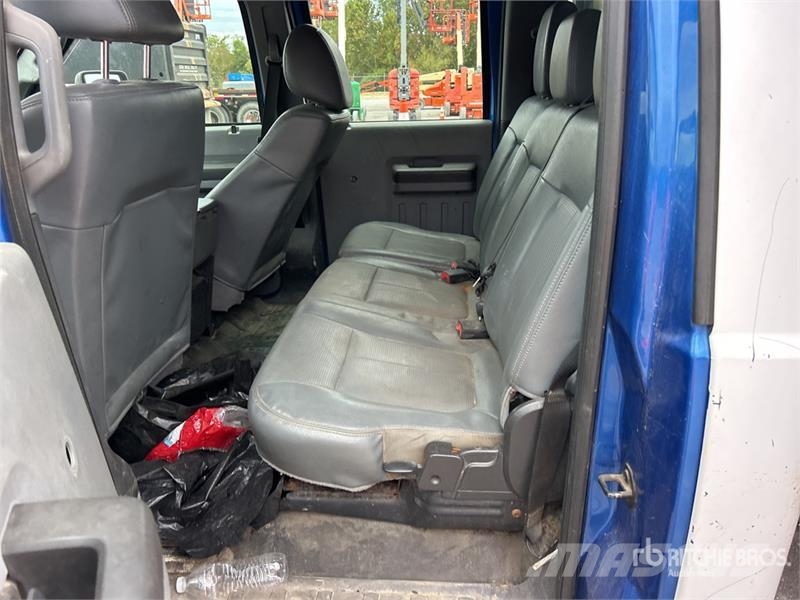 Ford F-450 4x2 Crew Cab Flatbed Dump Truck Kallurid