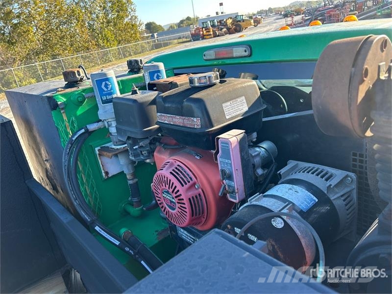 Ford F-450 4x4 Utility Truck Caja abierta/laterales abatibles