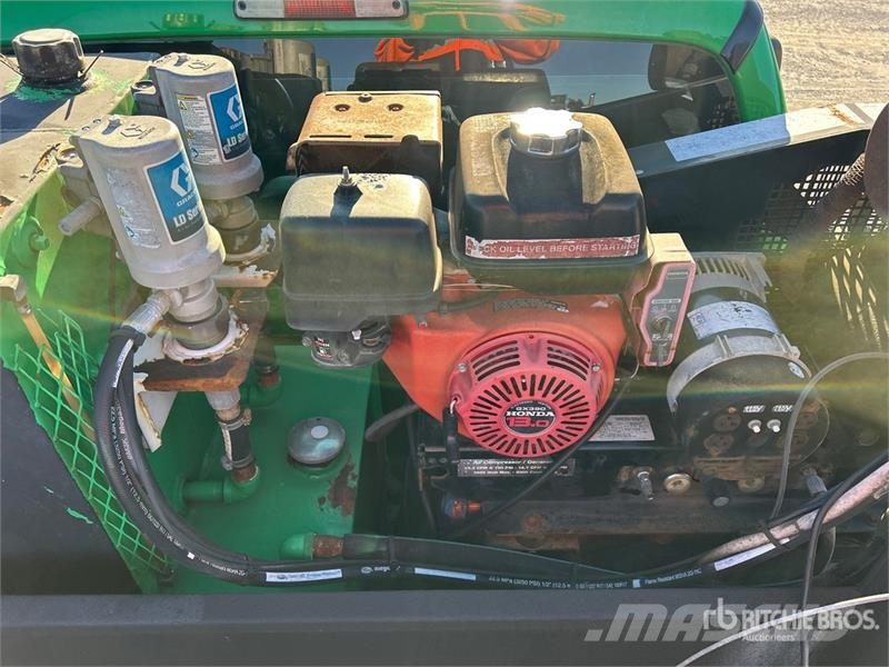 Ford F-450 4x4 Utility Truck Caja abierta/laterales abatibles