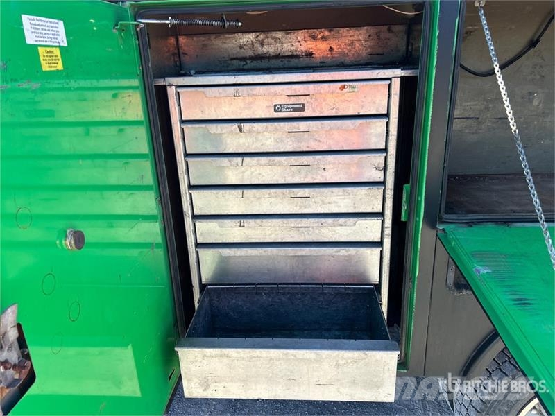 Ford F-450 4x4 Utility Truck Caja abierta/laterales abatibles