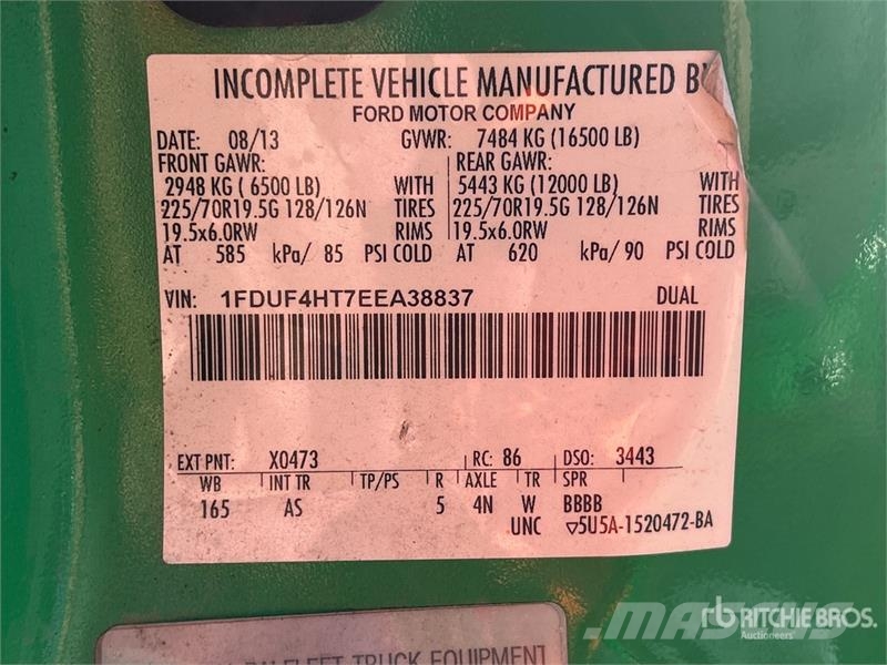 Ford F-450 4x4 Utility Truck Caja abierta/laterales abatibles