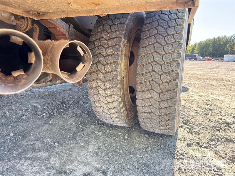 Ford F-450 XL 4x2 Crew Cab Utility Truck Pickup/Sideaflæsning