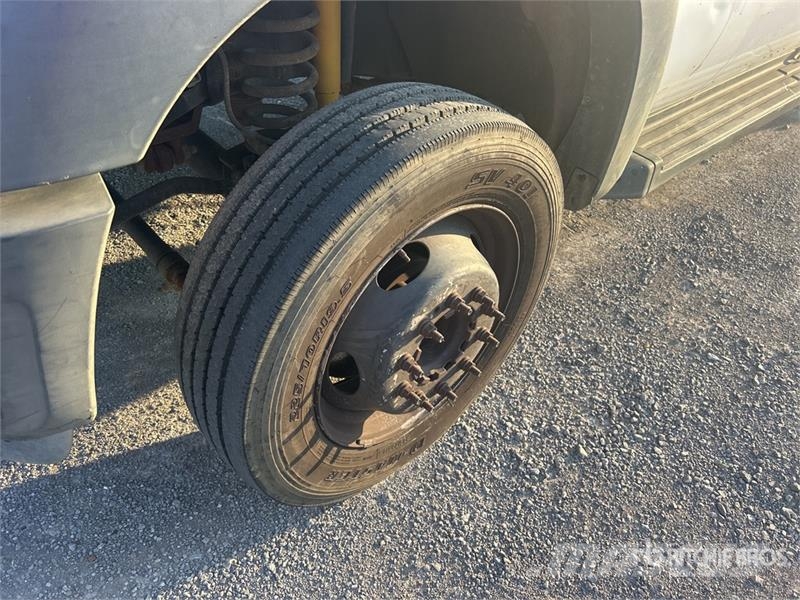 Ford F-450 XL 4x2 Crew Cab Flatbed Dump Truck Tipper trucks