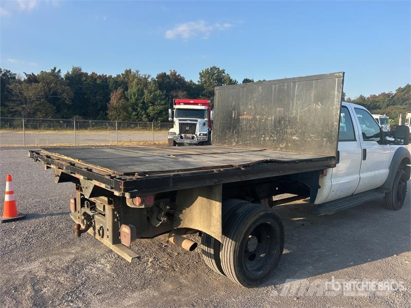 Ford F-450 XL 4x2 Crew Cab Flatbed Dump Truck Tipper trucks