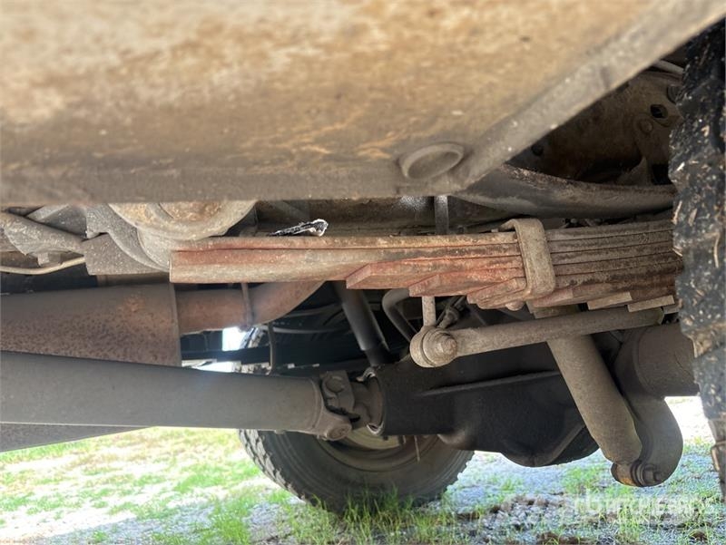 Ford F-450 XL 4x2 Utility Truck (Inoperable) Pick up/Dropside