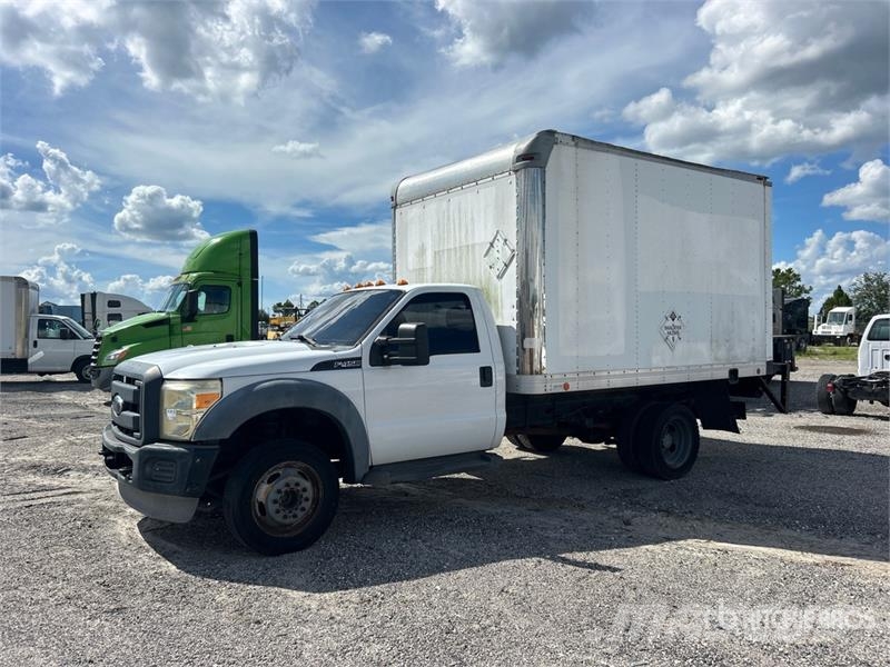 Ford F-450 XL 4x2 Van Truck (Inoperable) Sanduk kamioni