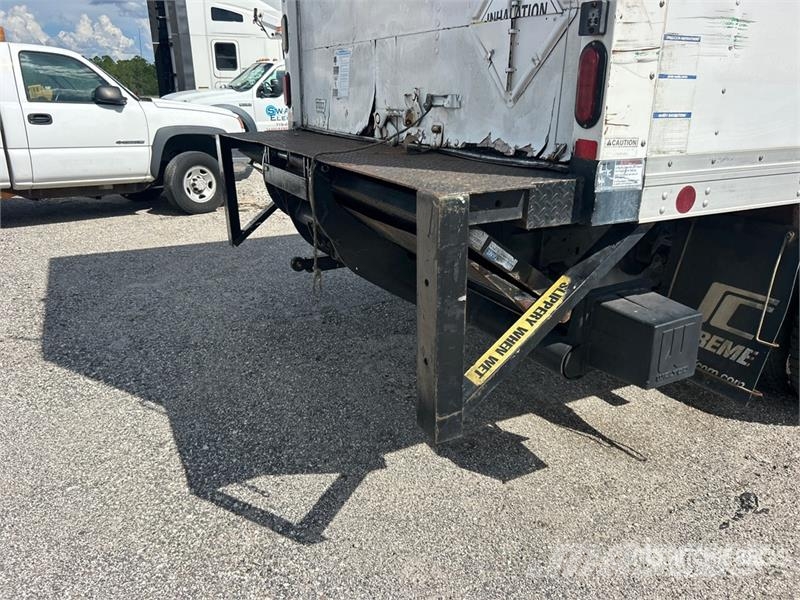 Ford F-450 XL 4x2 Van Truck (Inoperable) Sanduk kamioni