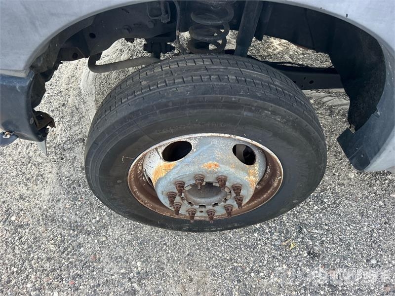 Ford F-450 XL 4x2 Van Truck (Inoperable) Sanduk kamioni