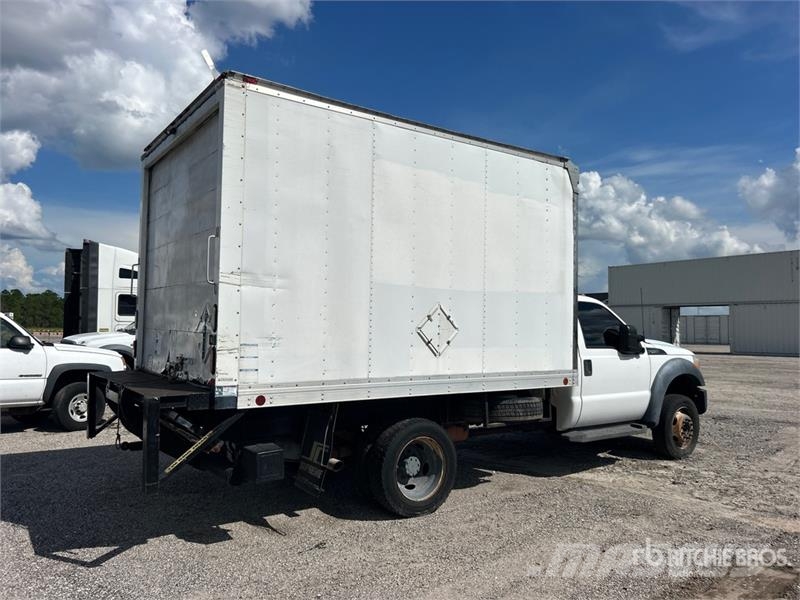 Ford F-450 XL 4x2 Van Truck (Inoperable) Sanduk kamioni
