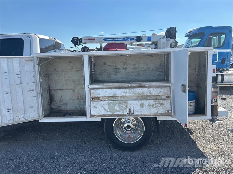Ford F-450 XL 4x4 Extended Cab Service Truck Municipal / general purpose vehicles