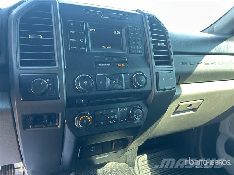 Ford F-450 XL 4x4 Extended Cab Service Truck Municipal / general purpose vehicles