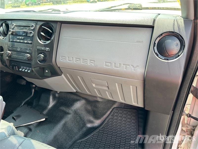 Ford F-450 XL 4x4 Extended Cab Utility Truck 픽업/드롭사이드