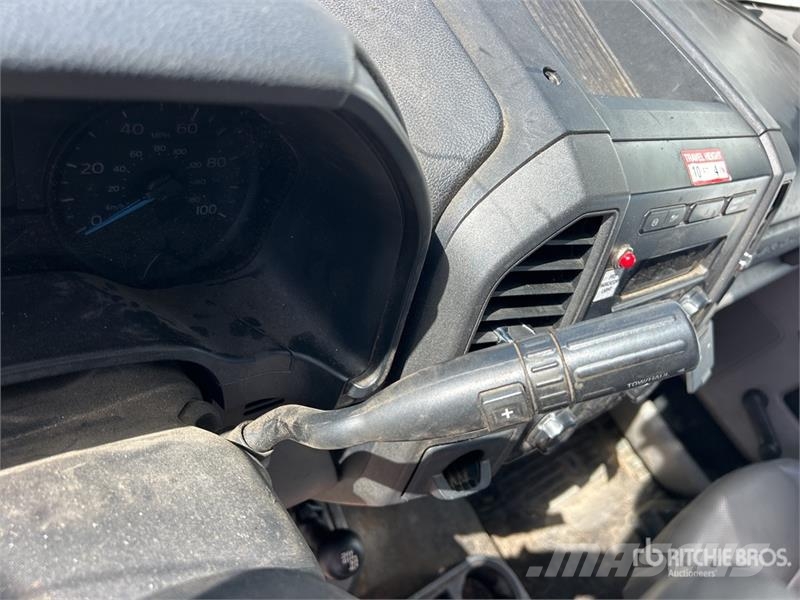 Ford F-550 Plataformas aéreas montadas em caminhão