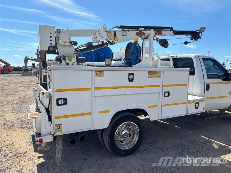 Ford F-550 Komunalna vozila