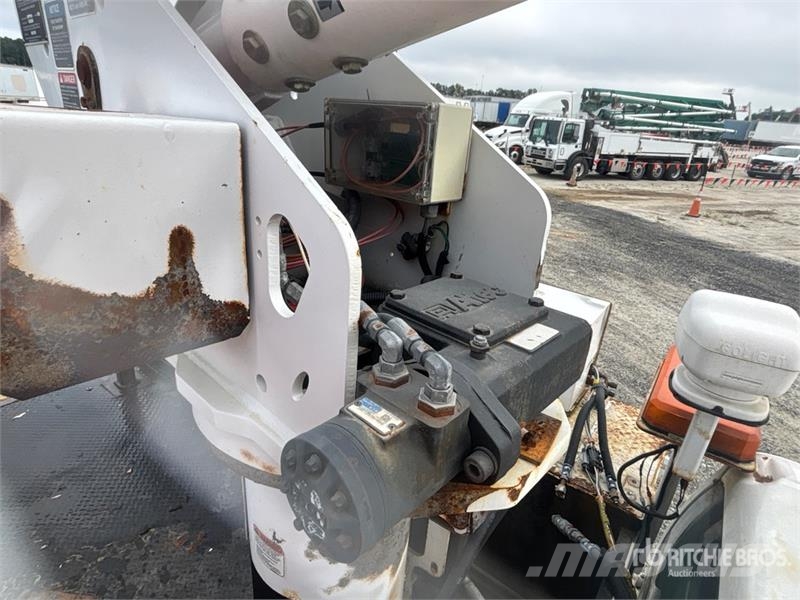 Ford F-550 Plataformas sobre camión