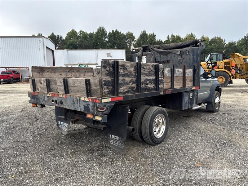 Ford F-550 Tippbilar