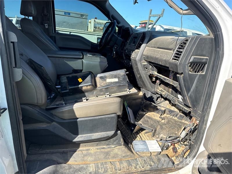 Ford F-550 Pilsētas atkritumvedēji