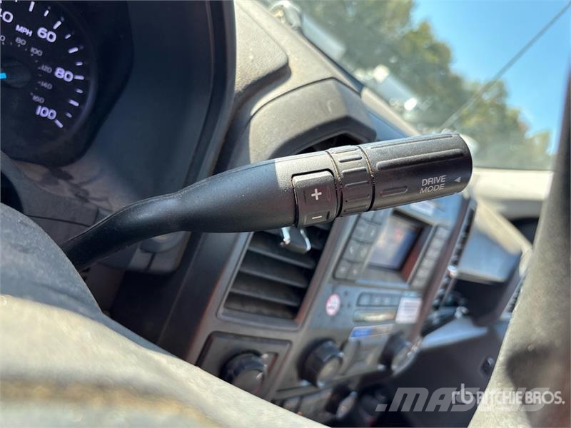 Ford F-550 Truck mounted platforms
