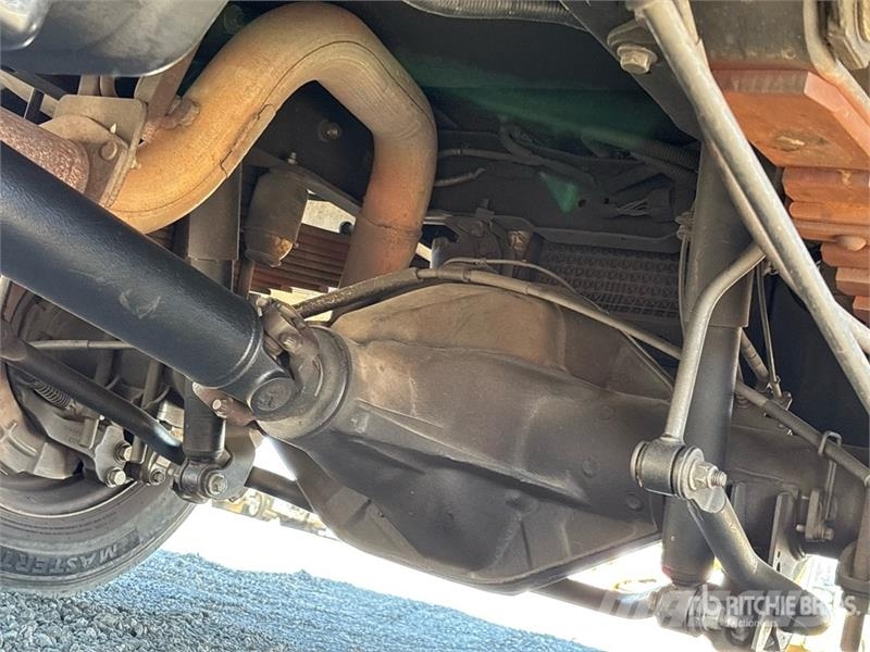 Ford F-550 Truck mounted platforms